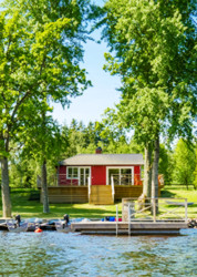 Schweden Ferienhaus am See fr Angler mit Seeblick, 3 Aluminiumbooten und guten Bedingungen fr Barsch, Zander und Hecht.