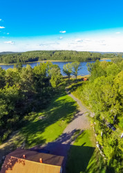 Ferienhaus mit Sauna in Schweden am See Ören in Aleeinlage: Blick vom Haus auf den See.