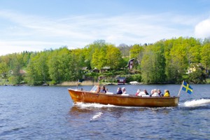 Das Boot des Ferienhauses auf dem See Bunn in Schweden.
